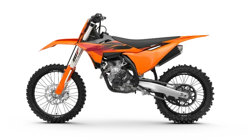 737601_MY27 KTM 250 SX-F-left-side-view_Studio_STUDIO