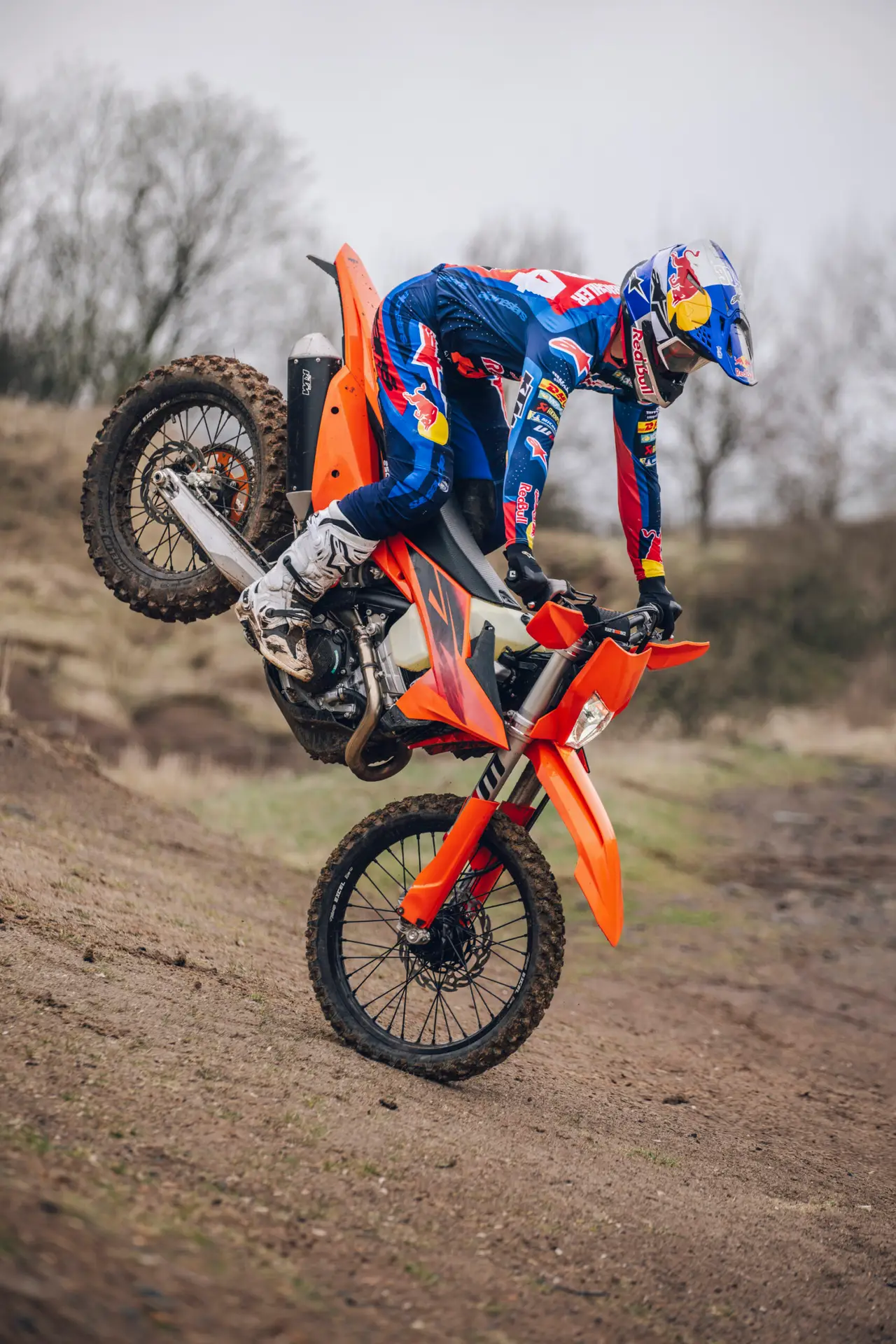 748592_MY27 KTM EXC-F Range - Action_EXC Range_EUROPE _ GLOBAL